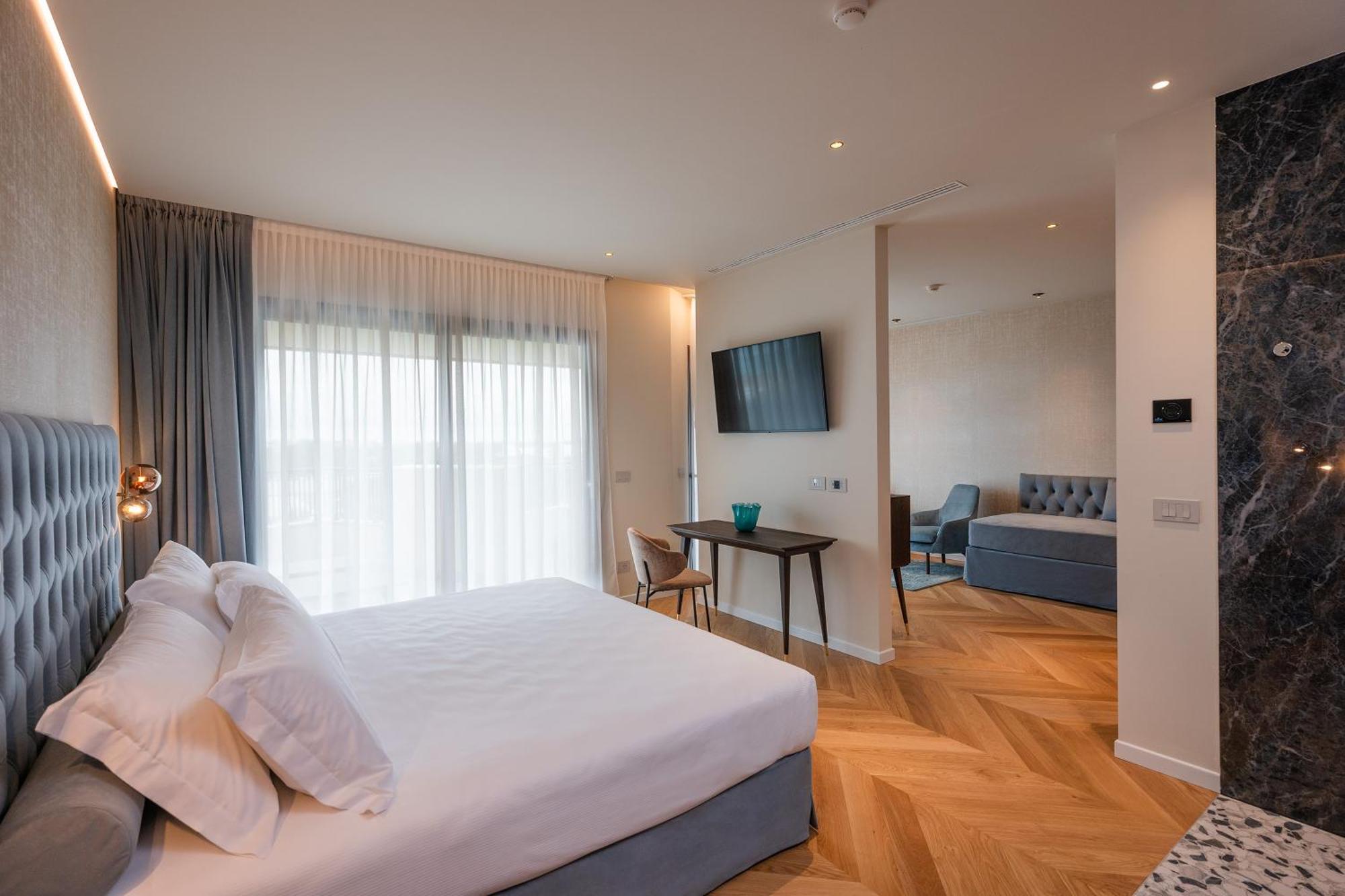 Savoy Beach Hotel & Thermal Spa Bibione Luaran gambar Suite