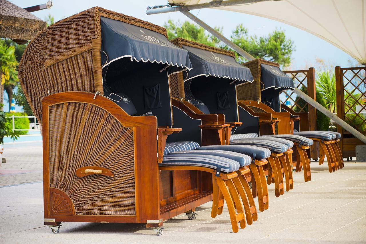 Savoy Beach Hotel & Thermal Spa Bibione Luaran gambar Strandkorb